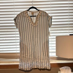 This is a blue vintage dress, Medium size from St John’s Bay. Quality apparel.